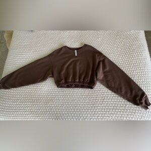 Alo Yoga Devotion Crew Neck Pullover